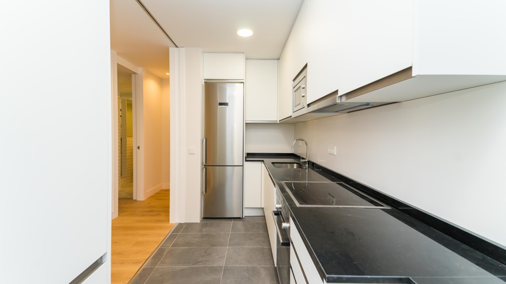 Apartment à Madrid, Espagne 3 chambres, 150 m2 No. 178268
