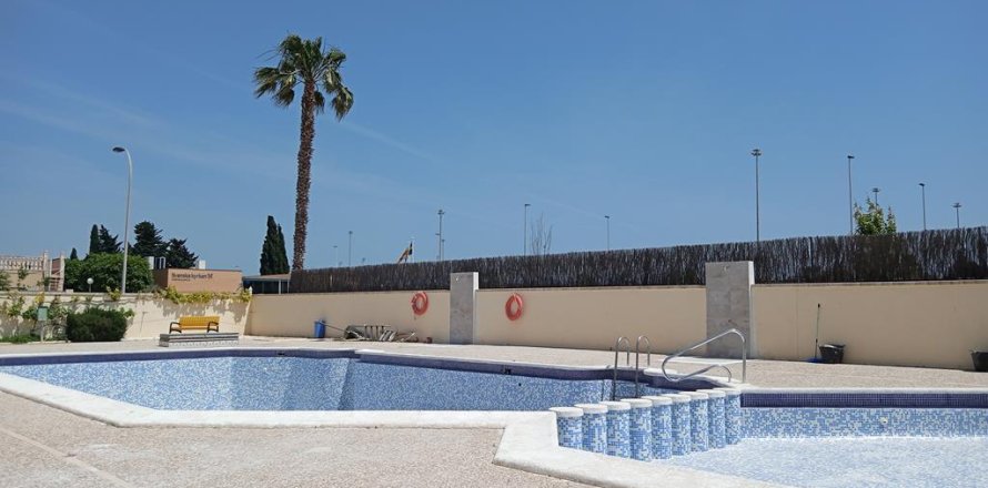 Таунхаус в Торревьеха, Аликанте, Испания 3 спальни, 74м2 №189470