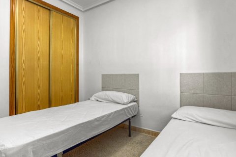 Huoneisto myytävänä Alicante, Espanja, 3 makuuhuonetta, 102 m2 No. 189471 - kuva 12