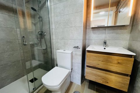Apartamento en venta en La Manga del Mar Menor, Murcia, España 2 dormitorios, 105 m2 No. 189469 - foto 7