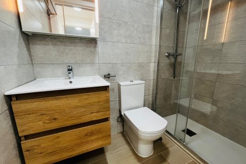 Apartamento en venta en La Manga del Mar Menor, Murcia, España 2 dormitorios, 105 m2 No. 189469 - foto 10