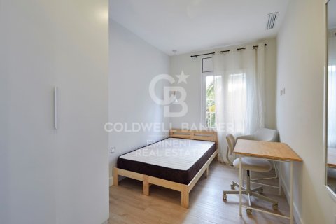 Apartamento en venta en Barcelona, España 4 dormitorios, No. 157178 - foto 17