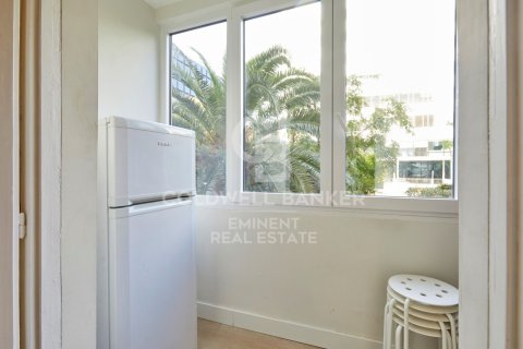 Apartamento en venta en Barcelona, España 4 dormitorios, No. 157178 - foto 13