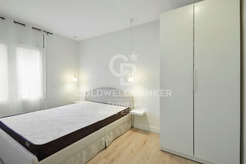 Apartamento en venta en Barcelona, España 4 dormitorios, No. 157178 - foto 23