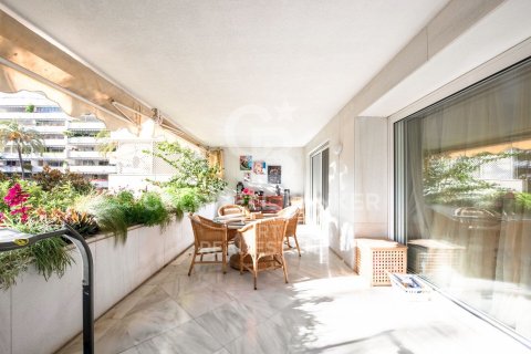 Apartamento en venta en Marbella, Málaga, España 3 dormitorios, 224 m2 No. 157175 - foto 2