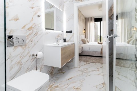 Apartment for sale in Guardamar del Segura, Alicante, Spain 3 bedrooms, 126 sq.m. No. 156093 - photo 23