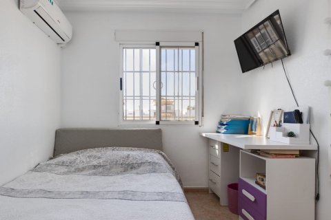 Townhouse zum Verkauf in Torrevieja, Alicante, Spanien 3 Schlafzimmer, 90 m2 Nr. 156094 - Foto 19