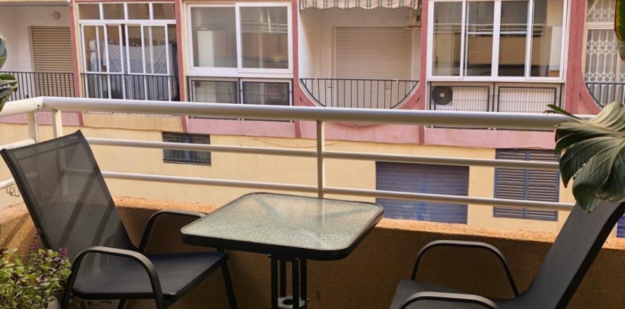 Wohnung in Torrevieja, Alicante, Spanien 2 Schlafzimmer, 82 m2 Nr. 156091