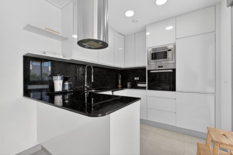 Apartment à vendre à Alicante, Espagne, 2 chambres, 70 m2 No. 156096 - photo 7