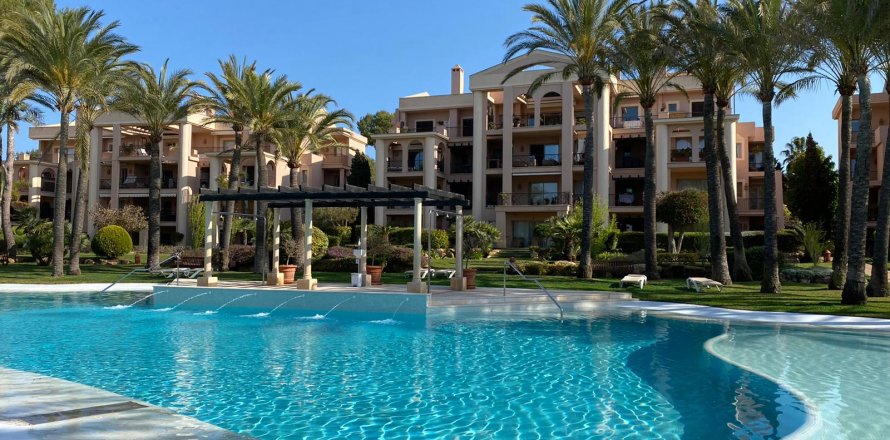 Apartment in Nova Santa Ponsa, Mallorca, Spain 1 bedroom, 88 sq.m. No. 148591