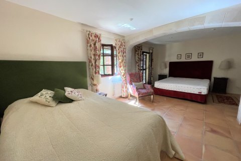 Finca for rent in Andratx, Mallorca, Spain 7 bedrooms, 1126 sq.m. No. 148592 - photo 13