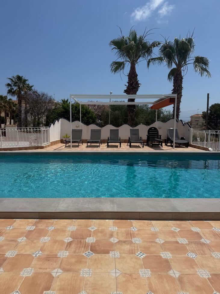 Villa en Ciudad Quesada, Alicante, España 3 dormitorios, 266 m2 No. 195258