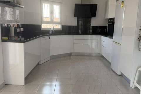 Villa till salu i Ciudad Quesada, Alicante, Spanien 3 sovrum, 266 kvm. Nr. 195258 - foto 2