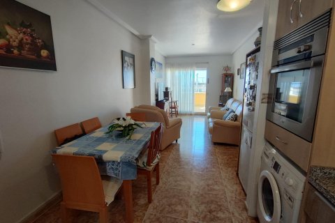 Lägenhet till salu i Torrevieja, Alicante, Spanien 3 sovrum, 101 kvm. Nr. 195263 - foto 11