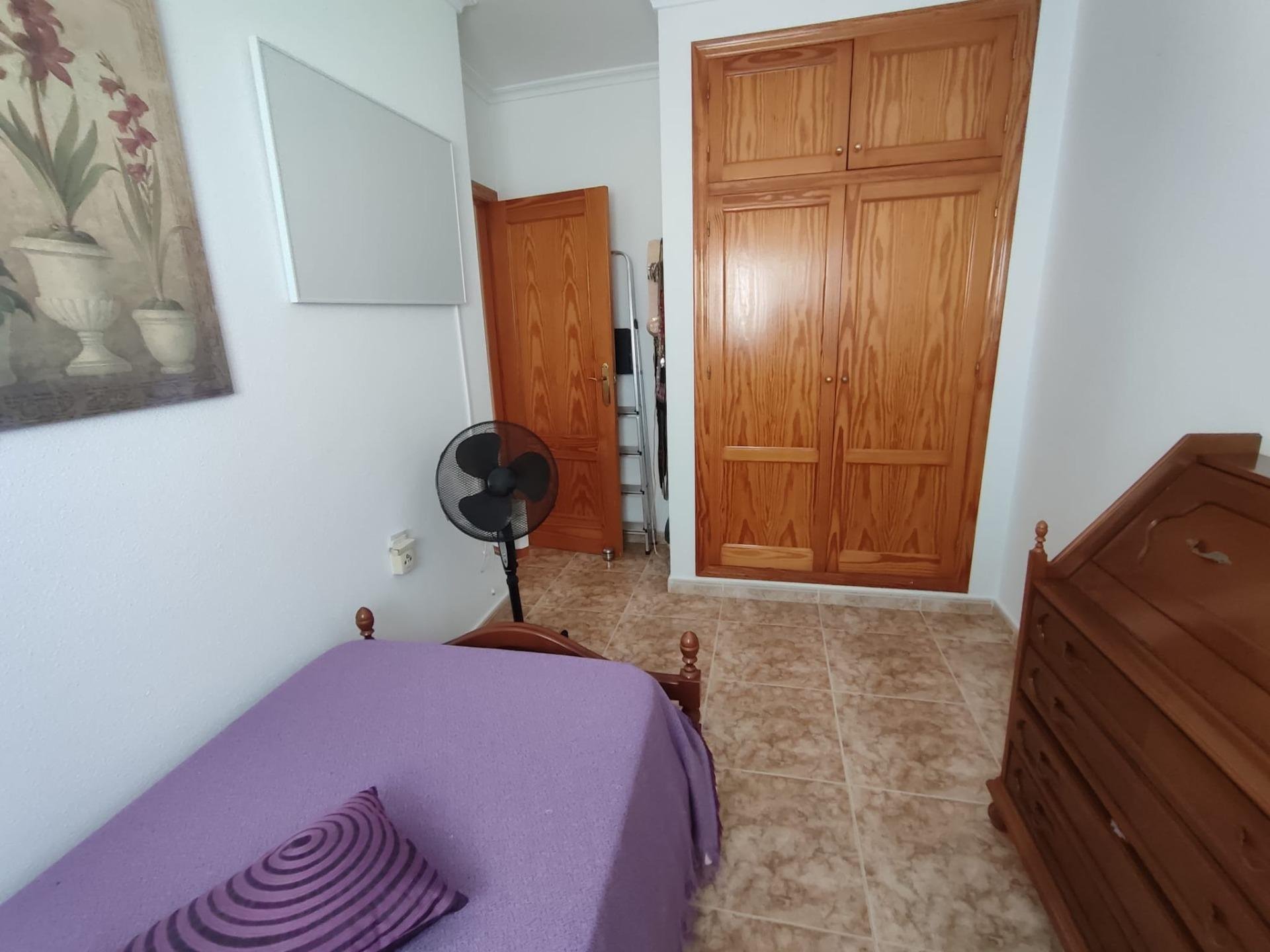 Apartment in Torrevieja, Alicante, Spain 3 bedrooms, 101 sq.m. No. 195263
