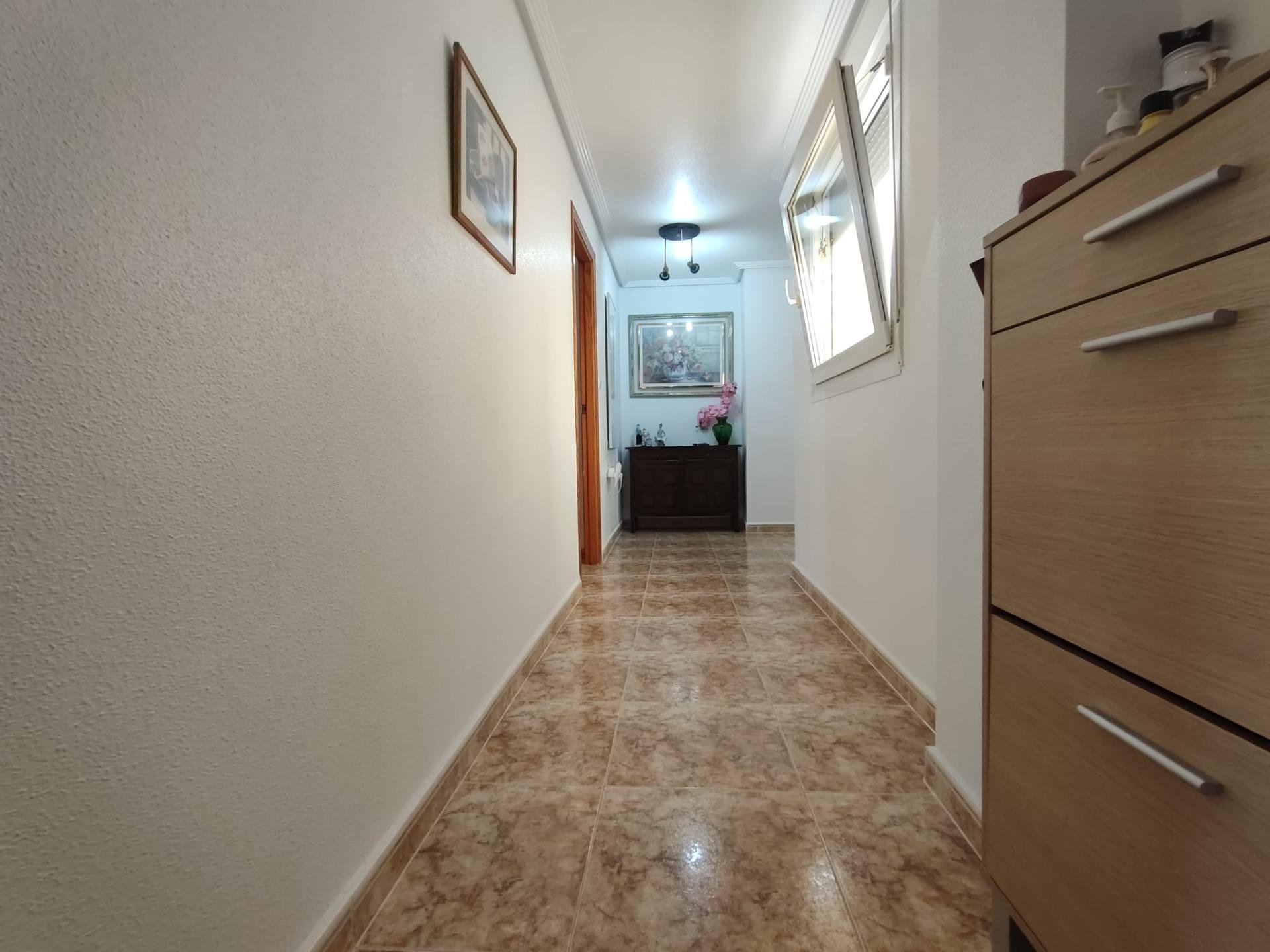 Apartment in Torrevieja, Alicante, Spain 3 bedrooms, 101 sq.m. No. 195263