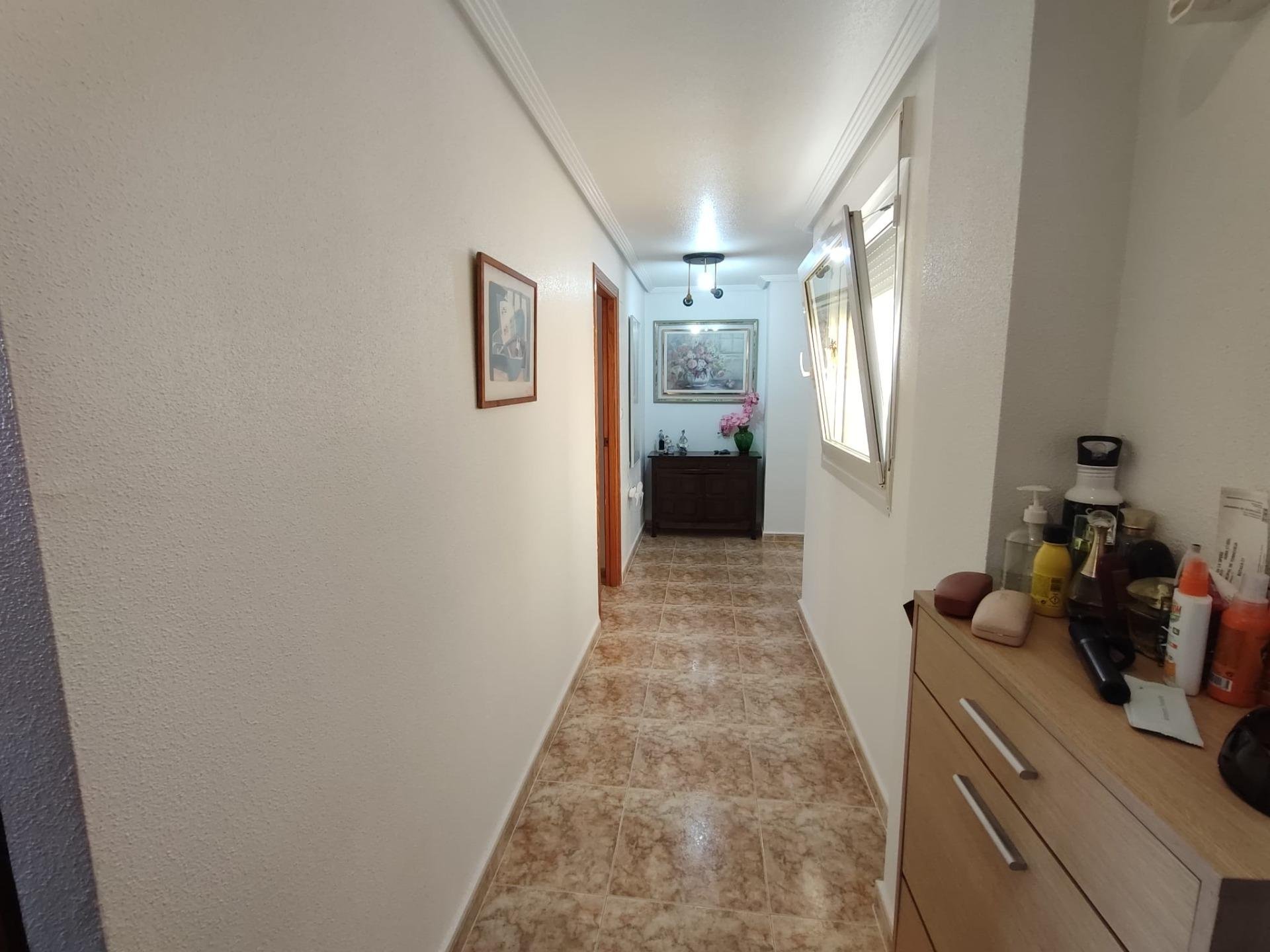 Apartment in Torrevieja, Alicante, Spain 3 bedrooms, 101 sq.m. No. 195263