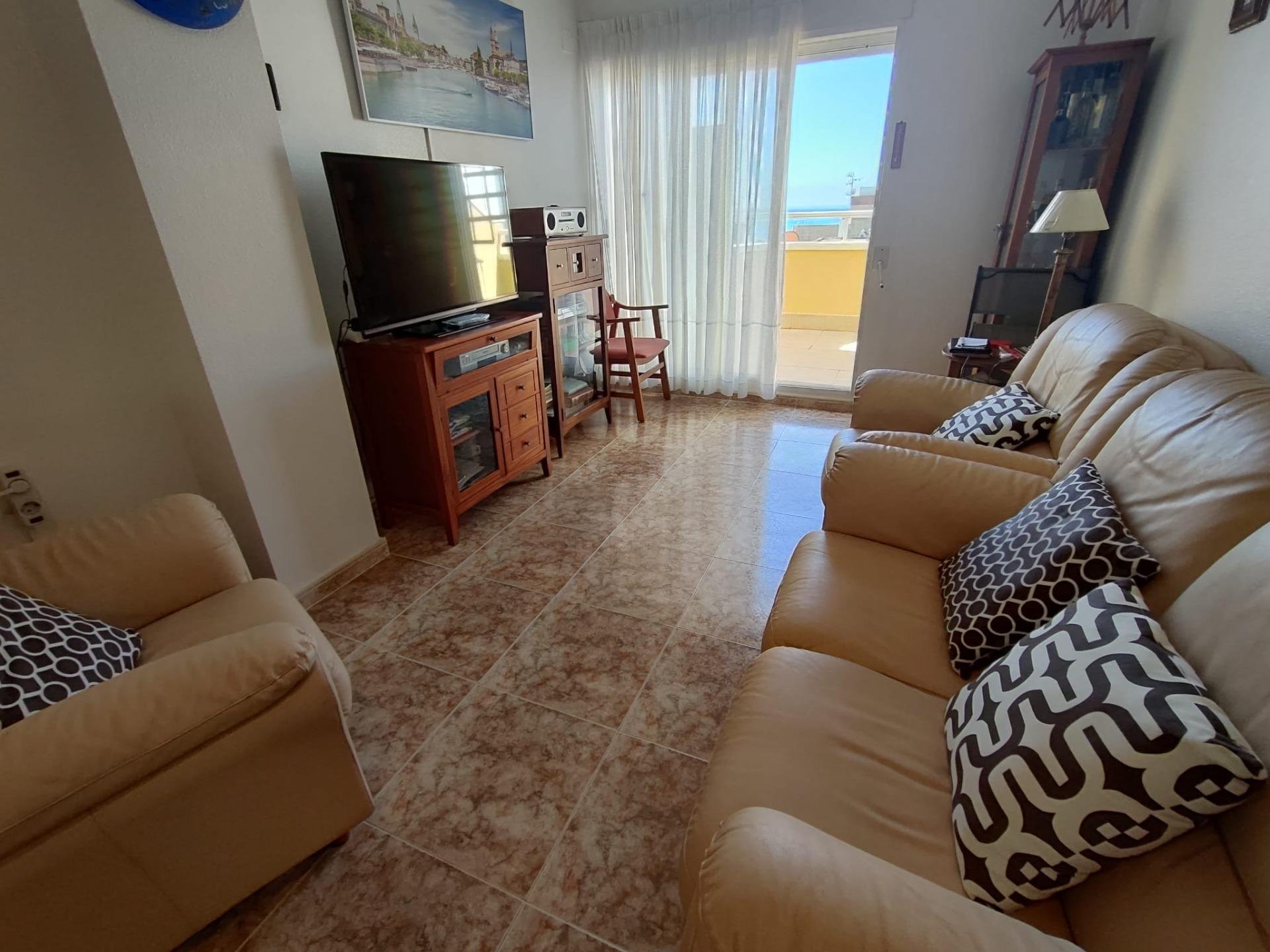 Apartment in Torrevieja, Alicante, Spain 3 bedrooms, 101 sq.m. No. 195263