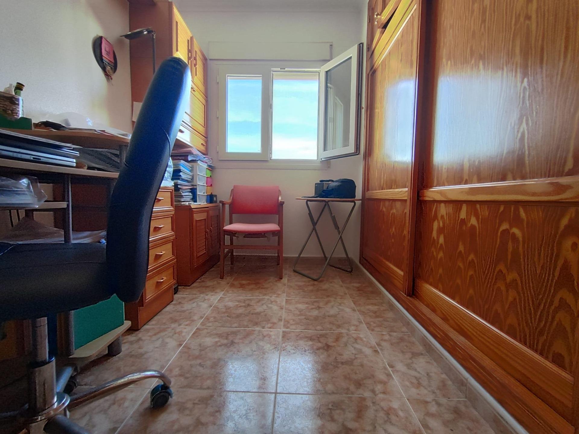 Apartment in Torrevieja, Alicante, Spain 3 bedrooms, 101 sq.m. No. 195263