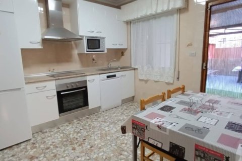 Townhouse for sale in San Pedro del Pinatar, Murcia, Spain 3 bedrooms, 240 sq.m. No. 195261 - photo 16
