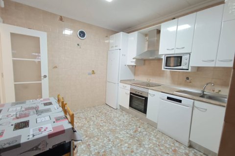 Townhouse for sale in San Pedro del Pinatar, Murcia, Spain 3 bedrooms, 240 sq.m. No. 195261 - photo 14