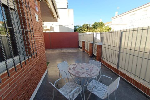 Townhouse for sale in San Pedro del Pinatar, Murcia, Spain 3 bedrooms, 240 sq.m. No. 195261 - photo 9