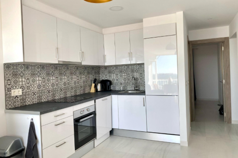 Продажа квартиры в Торревьеха, Аликанте, Испания 3 спальни, 98м2 №146149 - фото 3