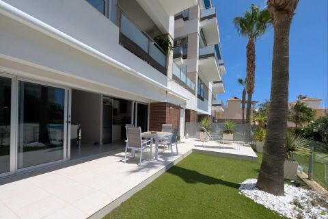 Appartamento in vendita a Villamartin, Alicante, Spagna 3 camere da letto, 82 mq. N° 146148 - foto 4