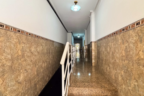 Huoneisto myytävänä Torrevieja, Alicante, Espanja, 4 makuuhuonetta, 107 m2 No. 146147 - kuva 29