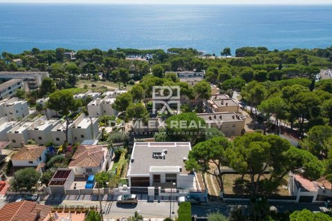 Willa w Platja D'aro, Girona, Hiszpania 4 sypialnie, 340 mkw. nr 176767 – zdjęcie 4