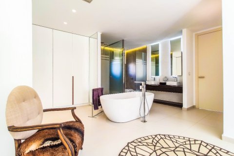 Продажа виллы в Дехеса де Кампоамор, Аликанте, Испания 4 спальни, 197м2 №144739 - фото 15