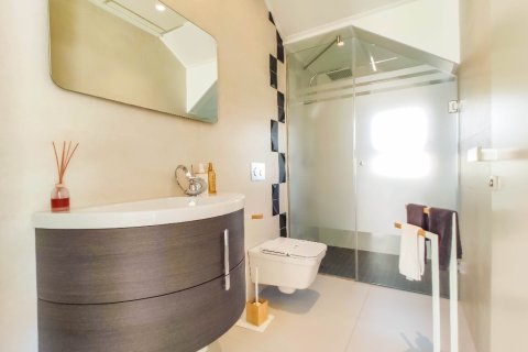 Продажа виллы в Дехеса де Кампоамор, Аликанте, Испания 4 спальни, 197м2 №144739 - фото 12