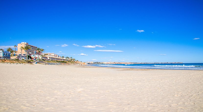 Huvila Pilar de la Horadada, Alicante, Espanja 4 makuuhuonetta, 288 m2 No. 144741