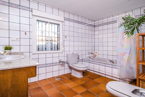 Villa pārdošanā Pilar de la Horadada, Alicante, Spānijā 4 istabas, 288 m2 Nr. 144741 - attēls 19