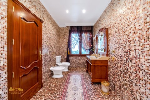 Villa zum Verkauf in Zona Altea Hills, Alicante, Spanien 5 Schlafzimmer, 800 m2 Nr. 136743 - Foto 24