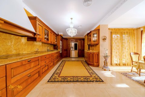 Villa zum Verkauf in Zona Altea Hills, Alicante, Spanien 5 Schlafzimmer, 800 m2 Nr. 136743 - Foto 9