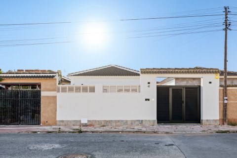 Villa zum Verkauf in Torrevieja, Alicante, Spanien 3 Schlafzimmer, 104 m2 Nr. 136741 - Foto 28