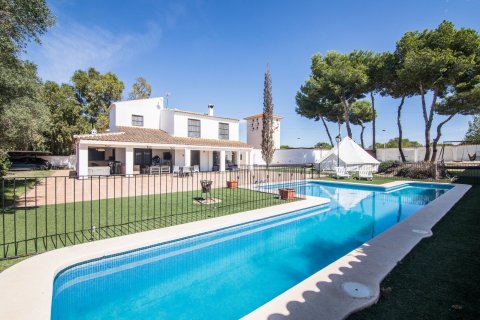 Продажа виллы Санта-Пола, Аликанте, Испания 4 спальни, 406м2 №136742 - фото 27