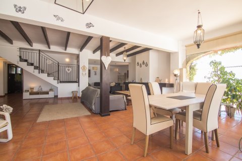 Продажа виллы Санта-Пола, Аликанте, Испания 4 спальни, 406м2 №136742 - фото 9