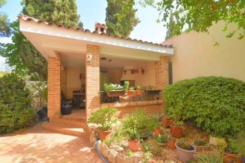 Villa zum Verkauf Ciudad Quesada, Alicante, Spanien 4 Schlafzimmer, 390 m2 Nr. 136745 - Foto 1