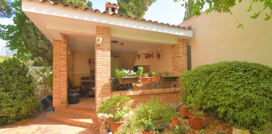 Villa Ciudad Quesada, Alicante, Spanien 4 Schlafzimmer, 390 m2 Nr. 136745