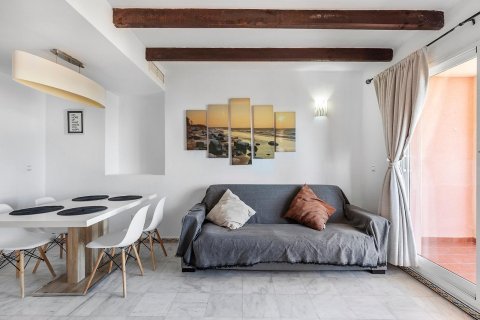 Lägenhet till salu i Torrevieja, Alicante, Spanien 2 sovrum, 76 kvm. Nr. 166013 - foto 9