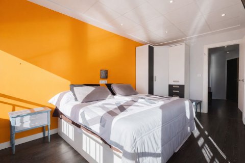 Apartment for sale in Torrevieja, Alicante, Spain 100 sq.m. No. 166016 - photo 4