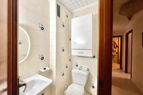 Apartamento en venta en Torrevieja, Alicante, España 3 dormitorios, 90 m2 No. 166014 - foto 21