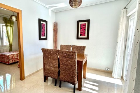 Продажа виллы в Сьюдад Кесада, Аликанте, Испания 5 спален, 246.1м2 №166015 - фото 8