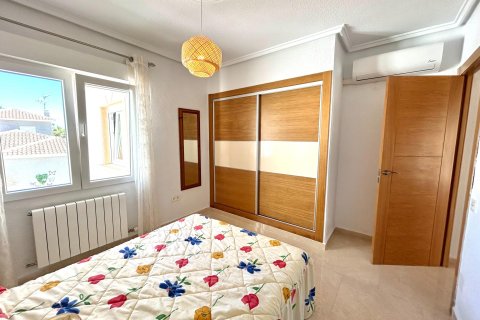 Продажа виллы в Сьюдад Кесада, Аликанте, Испания 5 спален, 246.1м2 №166015 - фото 17