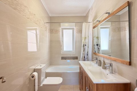 Продажа виллы в Сьюдад Кесада, Аликанте, Испания 5 спален, 246.1м2 №166015 - фото 15