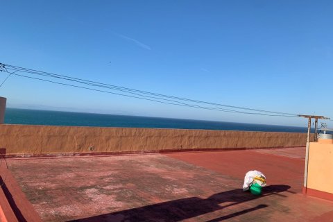 Продажа квартиры в Торревьеха, Аликанте, Испания 2 спальни, 66м2 №166019 - фото 3