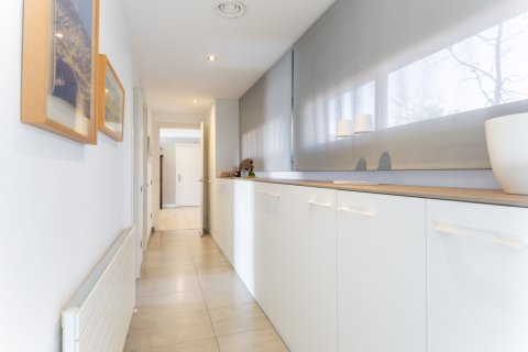 Продажа дома в Сан-Кугат-дель-Вальес, Барселона, Испания 5 спален,  №140907 - фото 16