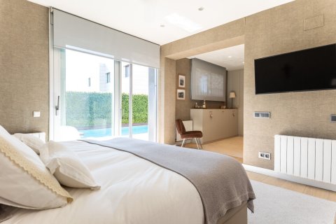 Продажа дома в Сан-Кугат-дель-Вальес, Барселона, Испания 5 спален,  №140907 - фото 7